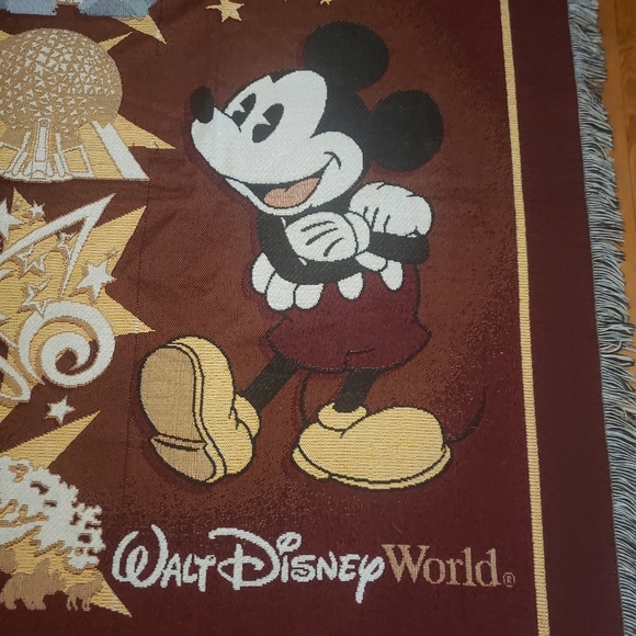 Walt Disney World Mickey Mouse Fringe Throw Blanket WDW - Picture 4 of 12